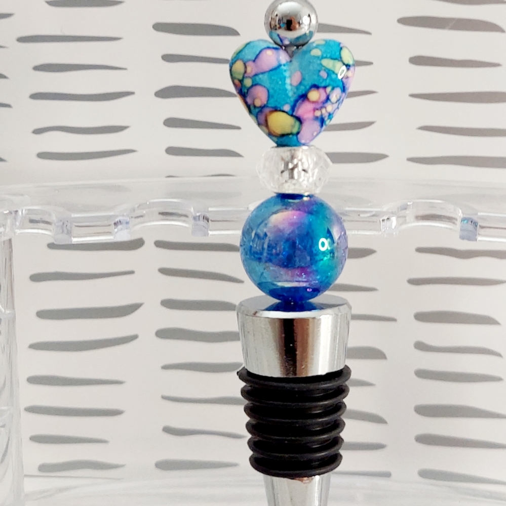 Hand Crafted Heart Winestopper